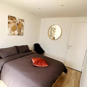 Appartement 3 + Parking A 7, Lyon